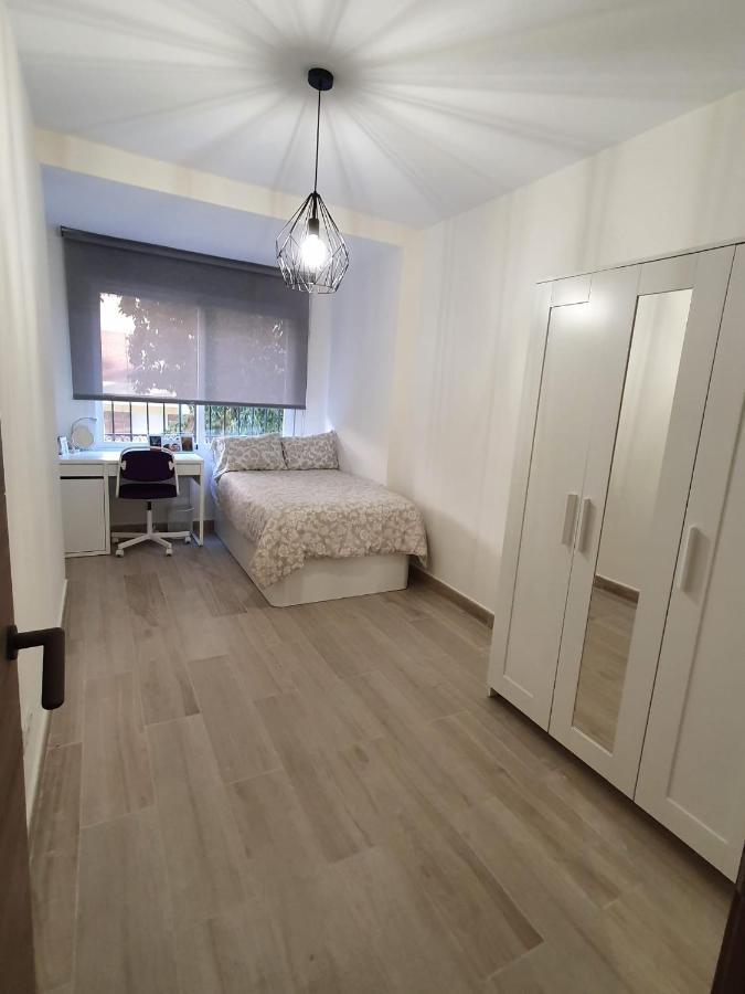 Apartamento 5 Minutos Centro Reformado. Apartment Малага Екстериор снимка